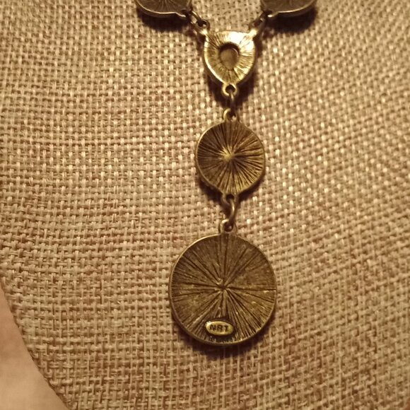 Earth-toned Y-Necklace - Picture 3 of 11